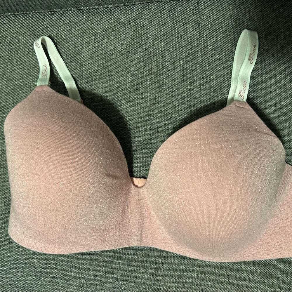 Victoria Secret Wear Everywhere Push up Bra Set of 2 36DD